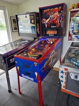 1pinballmachine.STreetFighter2.RichardBlankCostaRicaCollection.jpg