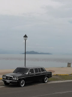 PLAYAPUNTARENAS.COSTARICAW1213300DMERCEDESLANGLIMOUSINE.jpg