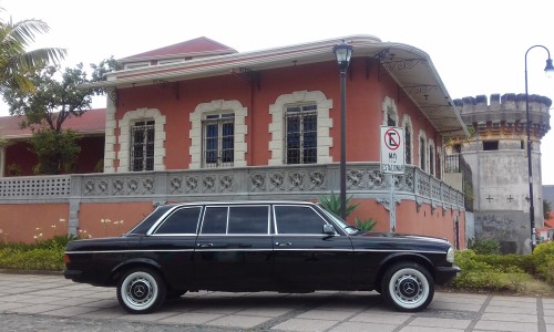 CLASSICMANSIONSANJOSECENTRALAMERICALIMOLWBLANG.jpg