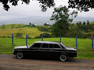 COSTARICACOUNTRYOROSI.MERCEDESW123LIMOUSINESCENICTOURS.jpg
